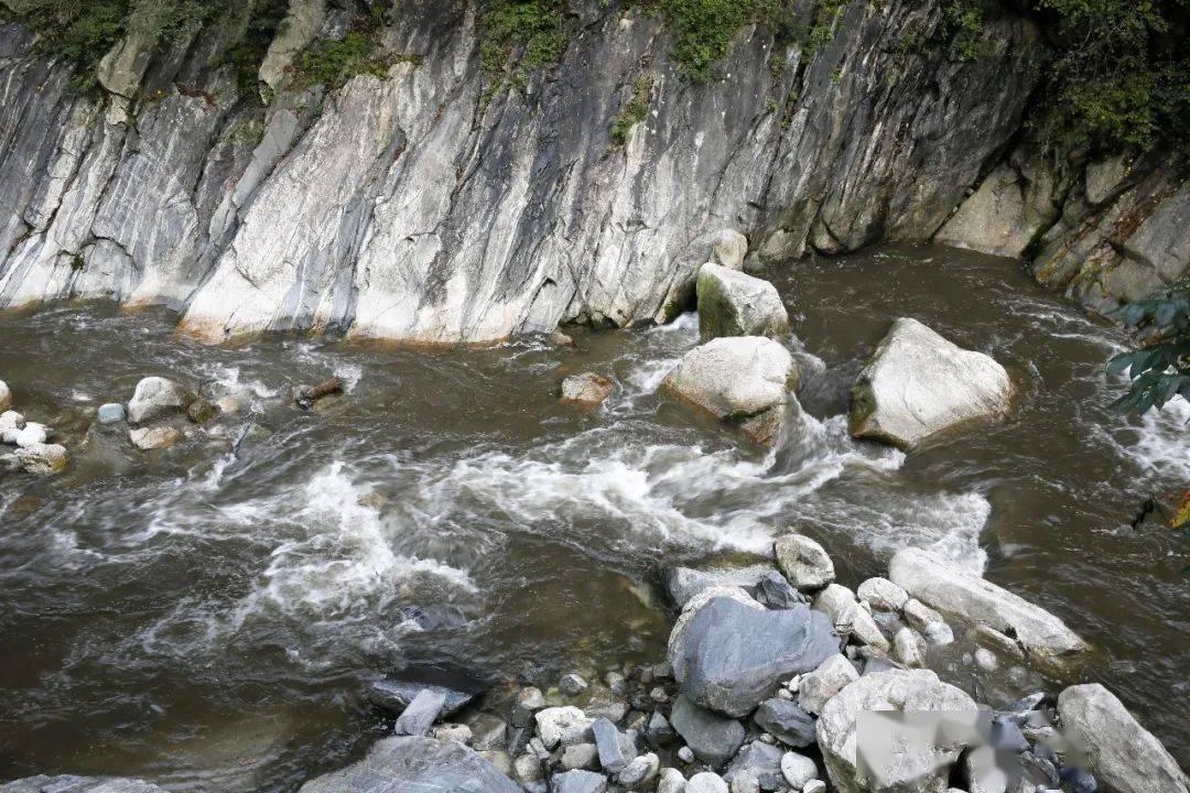 3条交通线与陆地相接 3条地铁入岛!金州湾机场详细规划公示